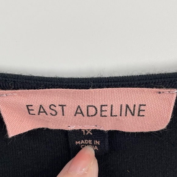 East Adeline Black Jersey Soft Knit Ivory Pearl Accented Pullover Top - Picture 2 of 8